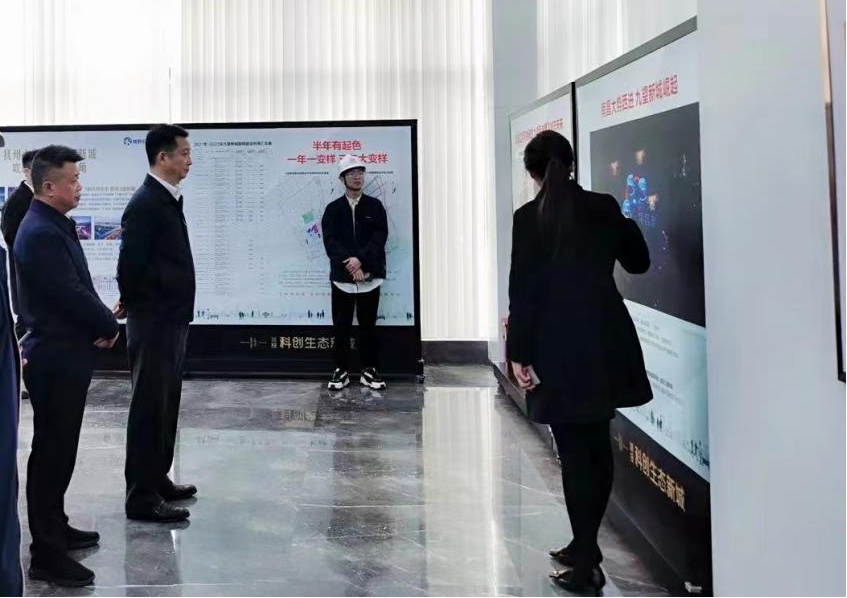 南昌市委常委、副市長(cháng)肖云一行調研城投科創(chuàng  )生態(tài)新城項目